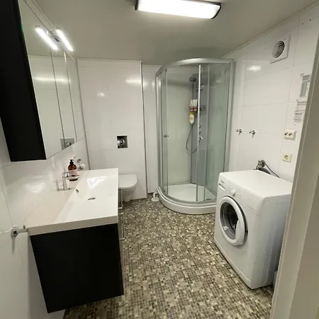Koselig Og Rolig Med Utsikt Naer Preikestolen Apartament