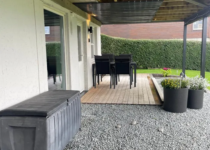 Koselig Og Rolig Med Utsikt Naer Preikestolen Leilighet Jørpeland